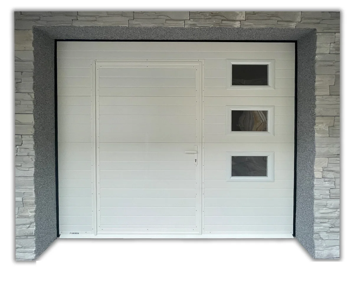 dvižna garažna vrata z osebnim prehodom